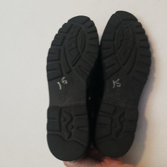 Earthies Classic Black Oxford Women's Shoes - Picture 6 of 8